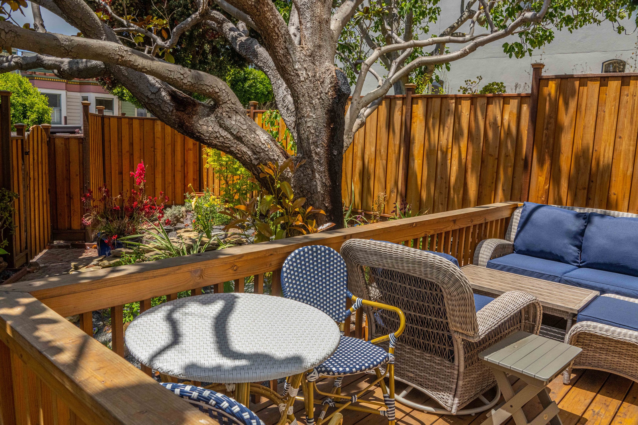 Guesthouse in San Francisco · ★4.94 · Studio · 1 bed · 1 bath - Image 16