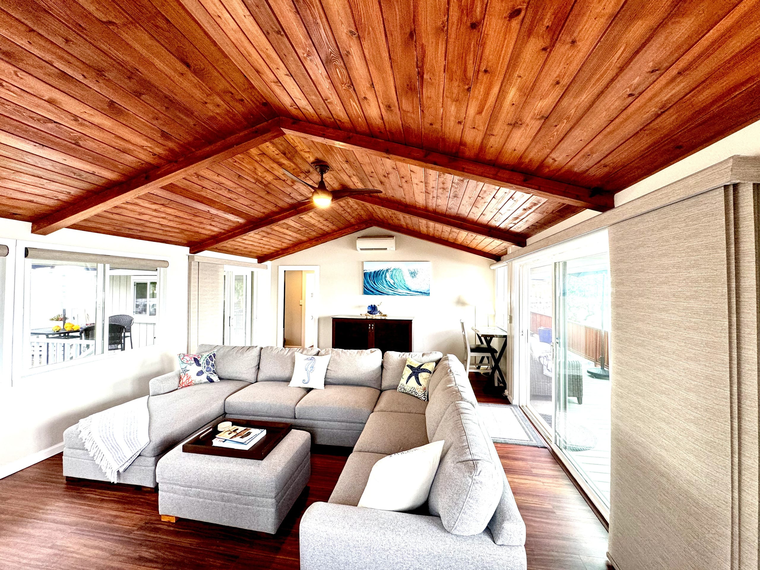 Home in Kailua-Kona · ★4.97 · 1 bedroom · 2 beds · 1 bath - Image 4