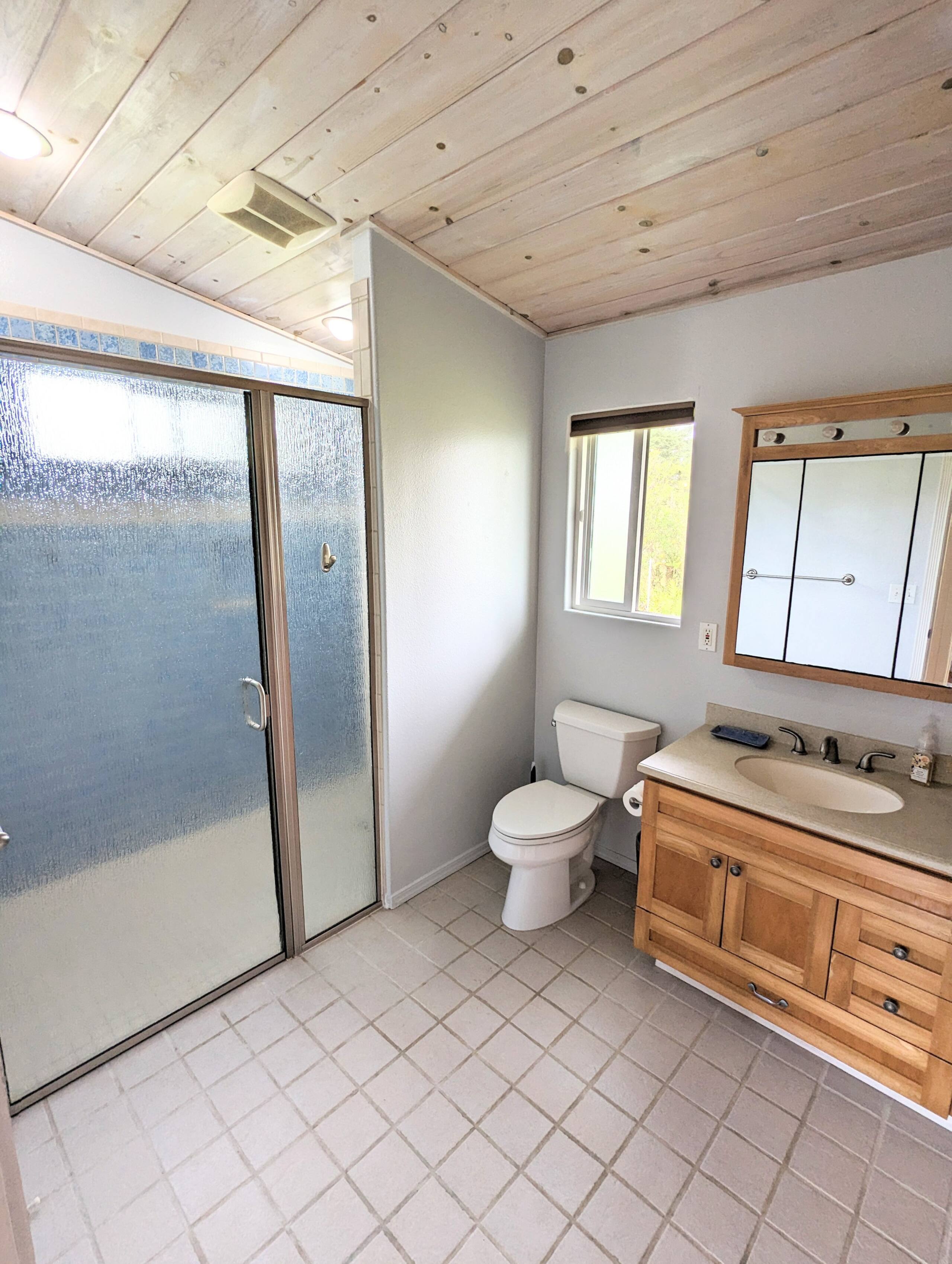 Guesthouse in Keaau · ★4.95 · 1 bedroom · 2 beds · 1 bath - Image 10