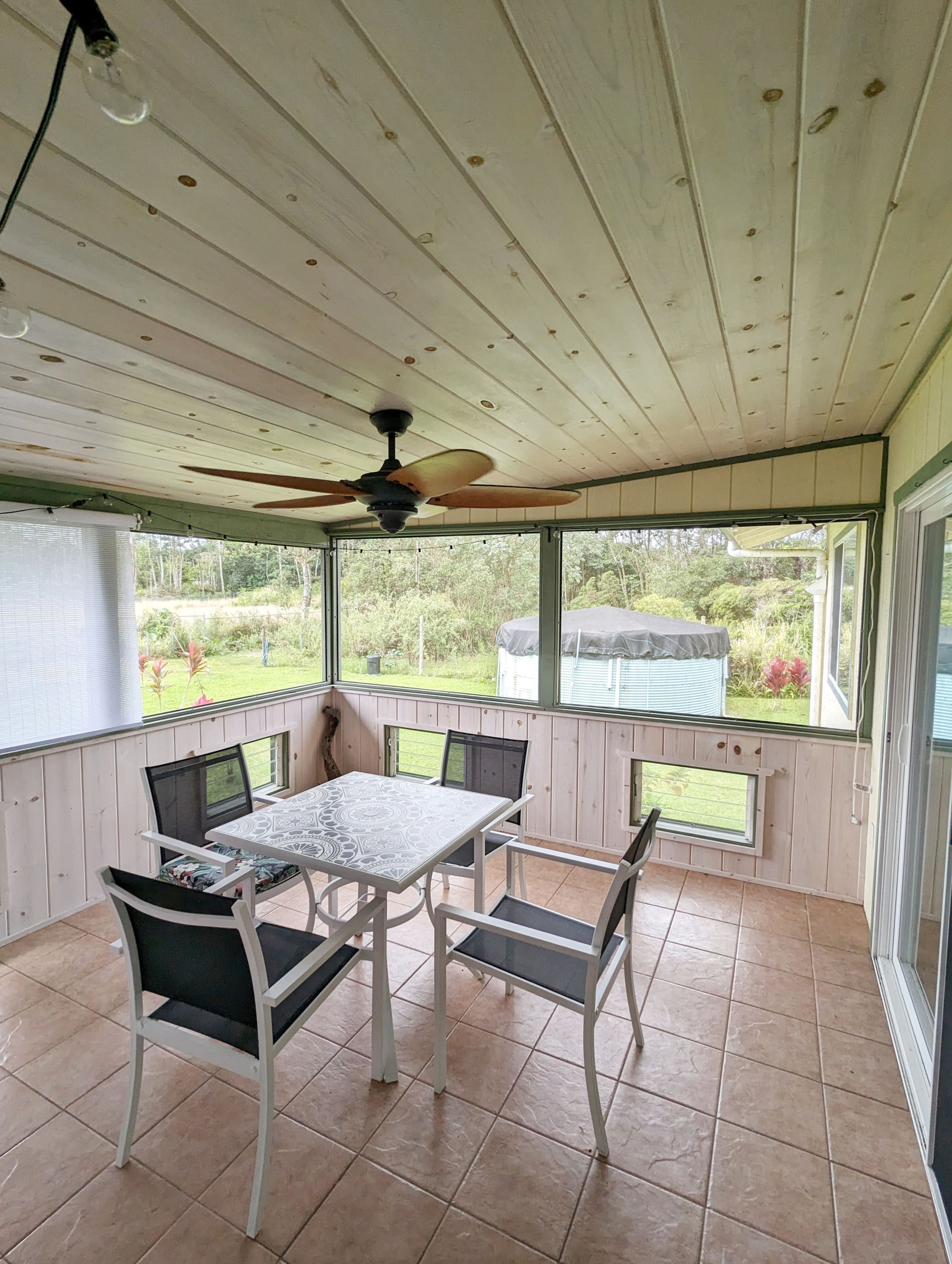 Guesthouse in Keaau · ★4.95 · 1 bedroom · 2 beds · 1 bath - Image 13