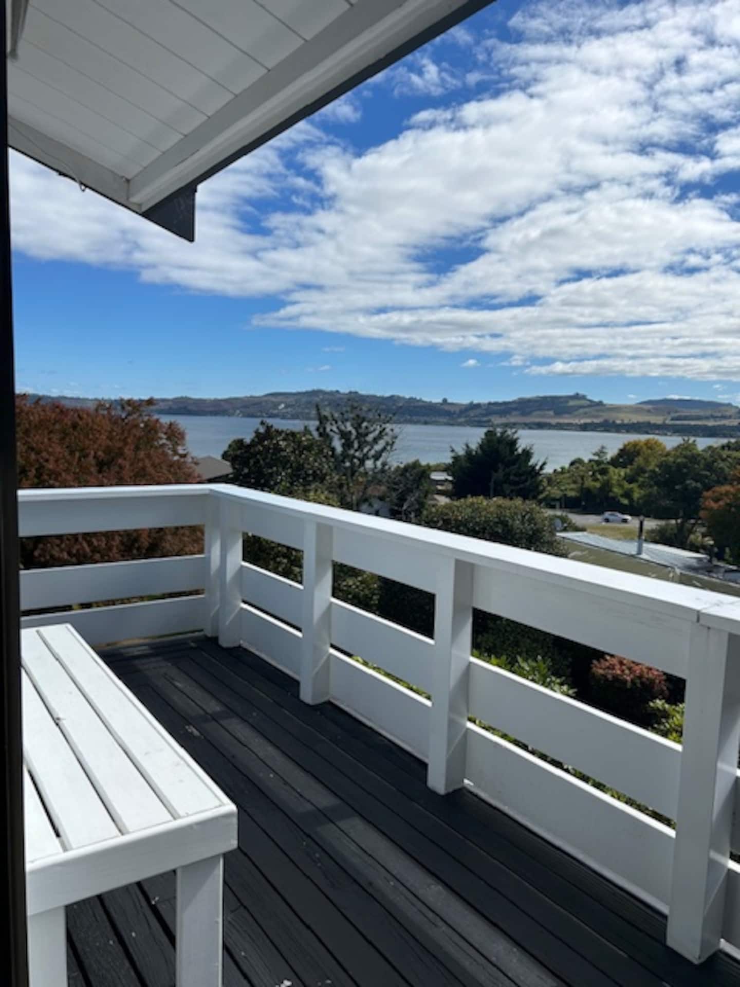 Modern Townhouse, Stunning Views 2