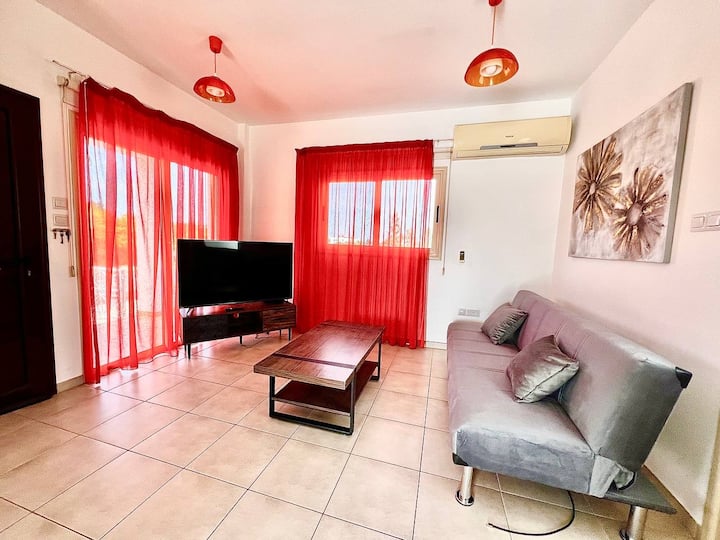 Pernera Cozy 4br Villa - Cyprus