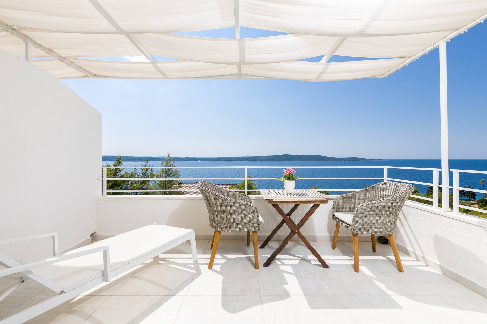 Luxury apartment with a breathtaking view 4