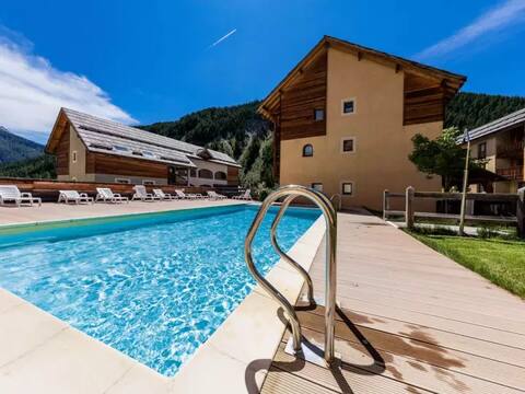 Apt 3 p.6 pers. Pied de pistes.
