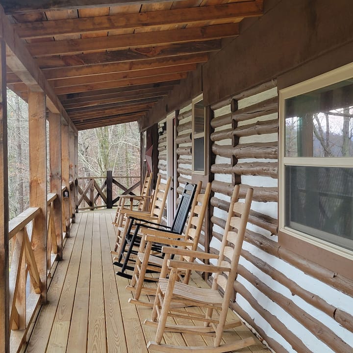 Mill Creek Ranch, Private Yet Close To Everything! - Pigeon Forge, TN