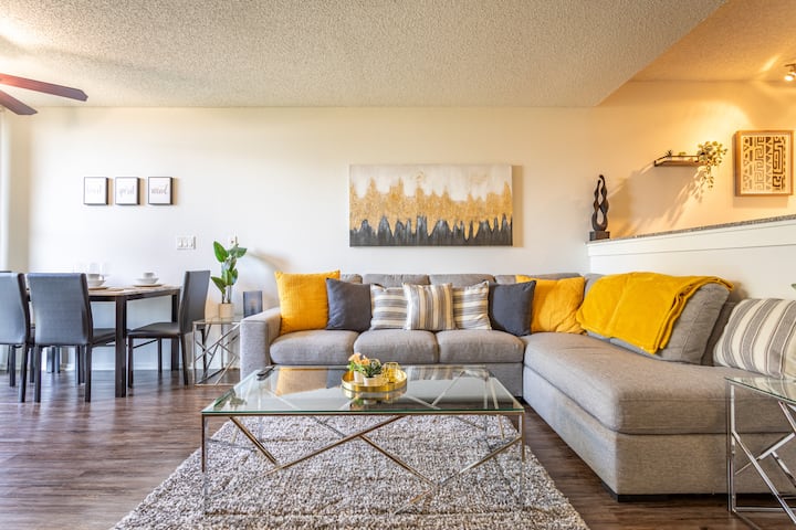Hollywd[rooftop Pool/jacuzi/parking]queen 1bd/1bth - Los Angeles, CA