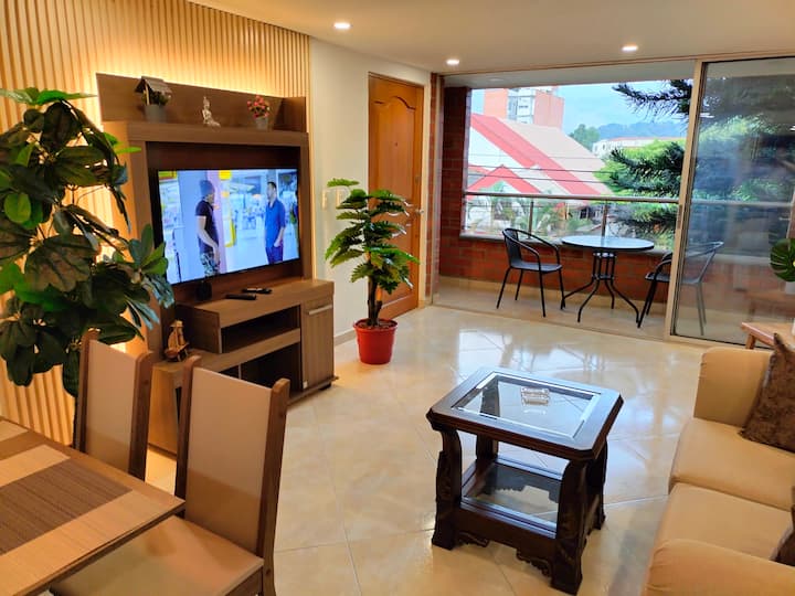 Luxurious, 100 M², 3 Beds, Wifi, Balcony 302 - Medellín