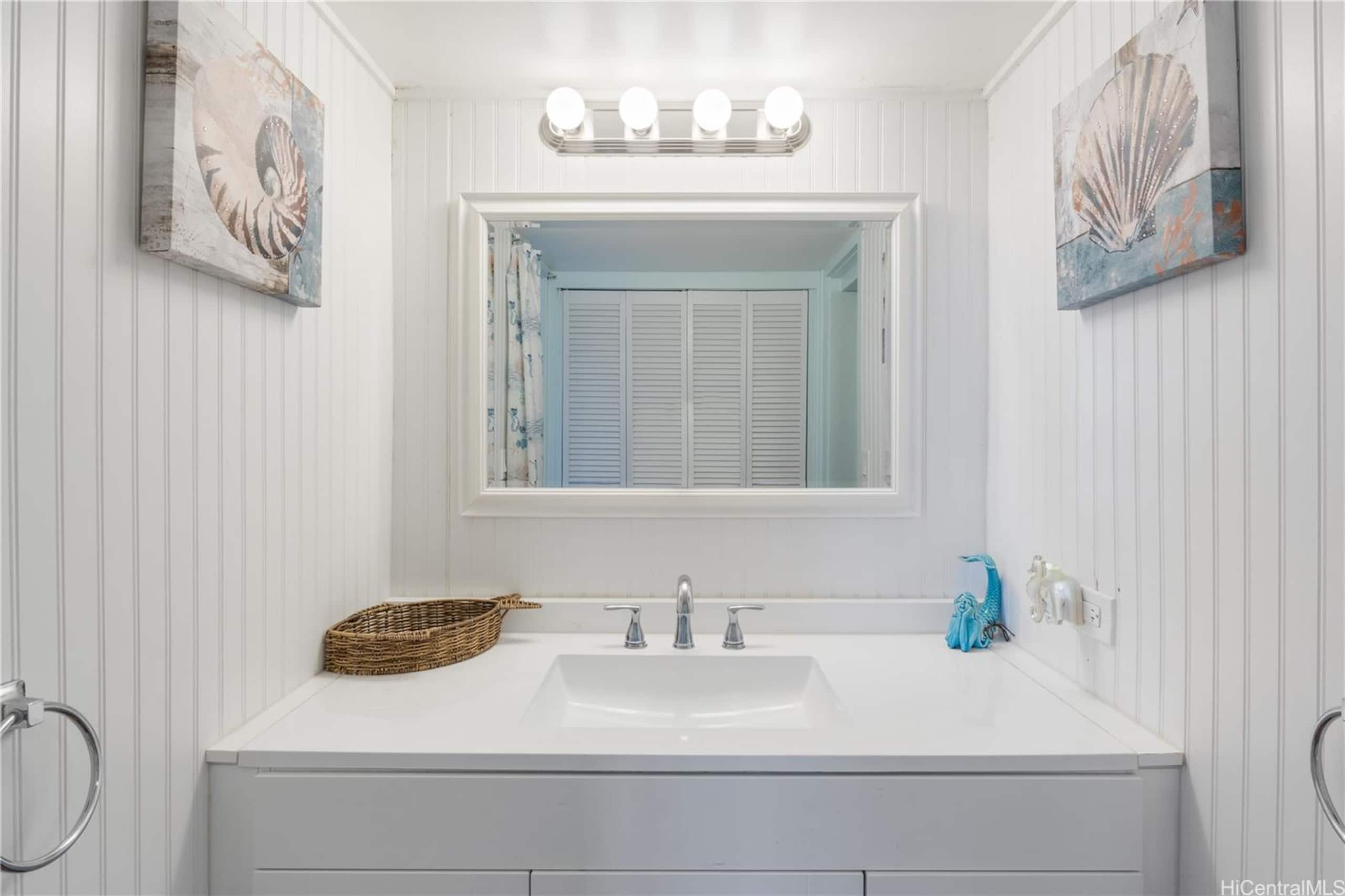 Condo in Hauula · ★4.93 · Studio · 4 beds · 1 private bath - Image 17