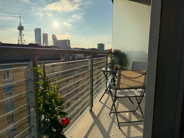 Homy Caddy managed Airbnb listing 1