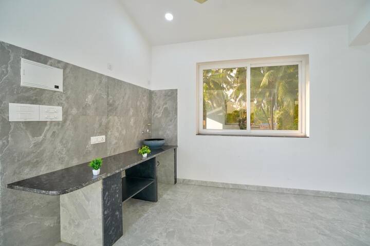 Full kitchen image 3