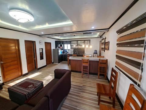 Ana's Sweet Home w/ Wifi, Karaoke & Free Parking