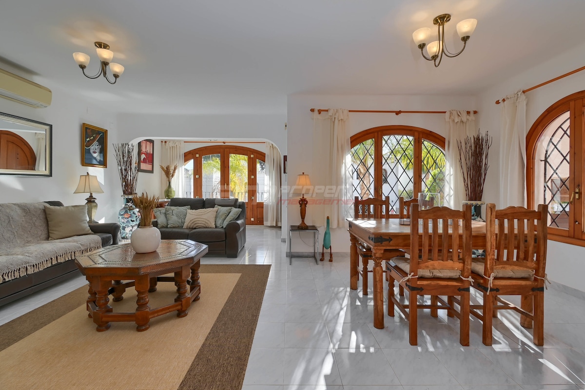 Airbnb performant: Welcome to Casa Indalo, 2 minutes from the beach à Comunitat Valenciana