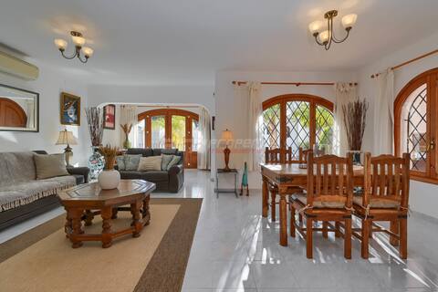 Top performing Airbnb: Welcome to Casa Indalo, 2 minutes from the beach in Teulada