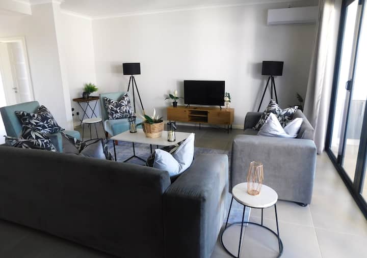 204 @ The Contours, By Prestige Home Stays - Victoria Falls
