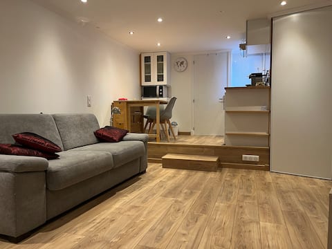 Top performing Airbnb: Studio a stone's throw from Monaco in Beausoleil
