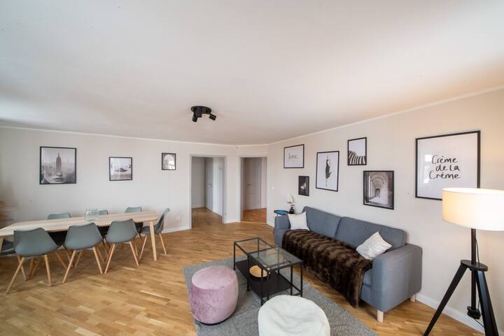 *SweetHome* super central, spacious and modern