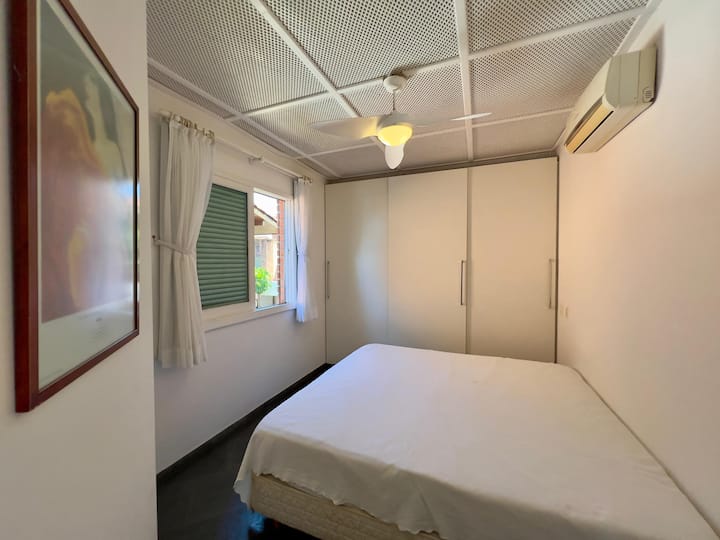 Брачен кревет (широк 180 - 200 см