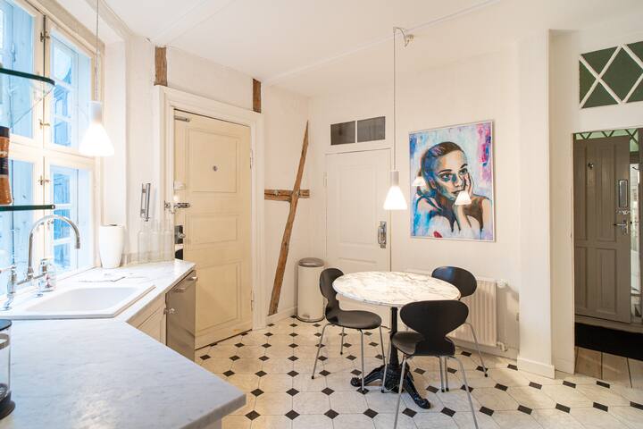 Nyhavn: City’s Historical Charm gallery image 4