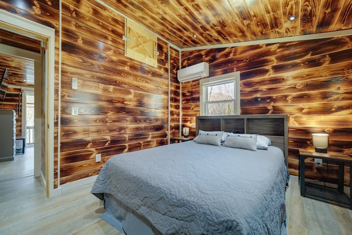 غرفة نوم الضيوف.