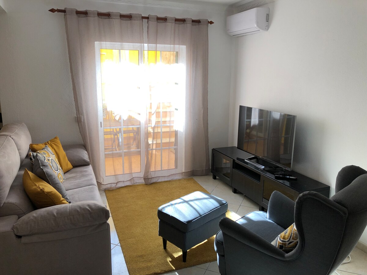 Imóvel de sucesso: Casa do Sol -Monte Gordo, 3 min walk to the beach em Monte Gordo
