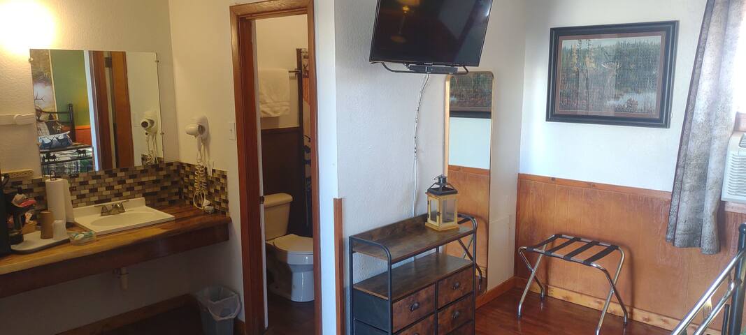 Yucca Motel managed Airbnb listing 3