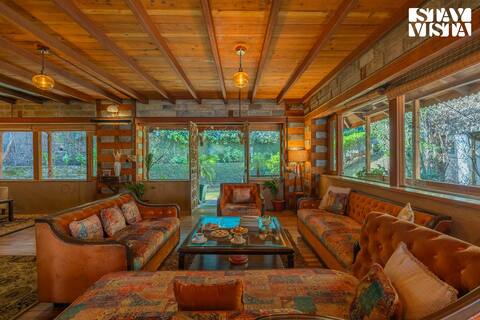 2BR@PetFriendly CozyCottageW/Lawn,BBQ &ValleyView