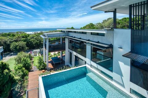 Narawi - Ocean views, heated pool, 2min to beach