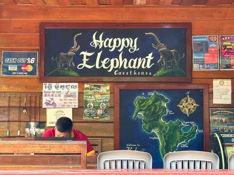 Fan Double Room At Happy Elephant