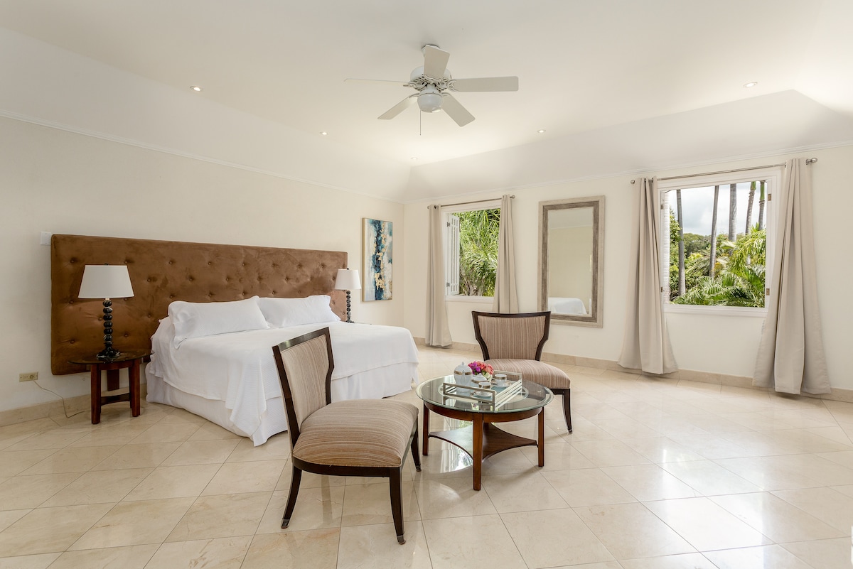 Bedroom 3 with en suite and plenty of space to relax and recharge.