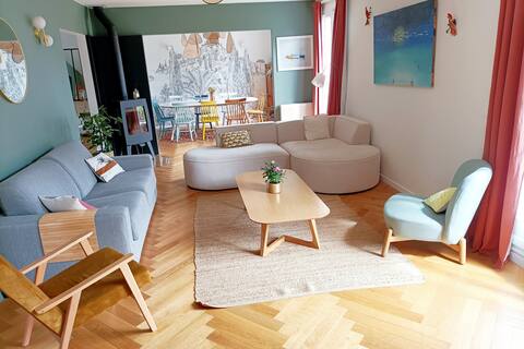 Family house with garden at the edge of Paris!
