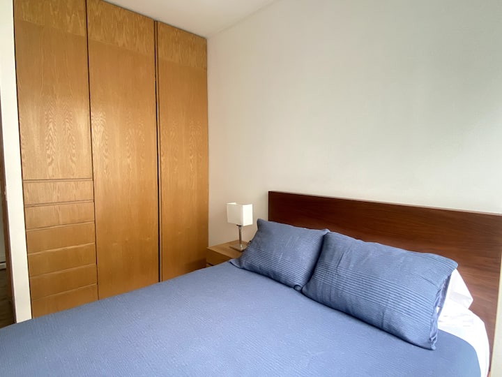 Соба 2 (бања надвор од собата) 