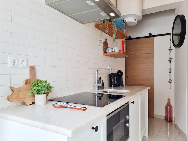 Minha Casa Sua Casa | Cozy Little House, Ac & Wifi - Ferragudo