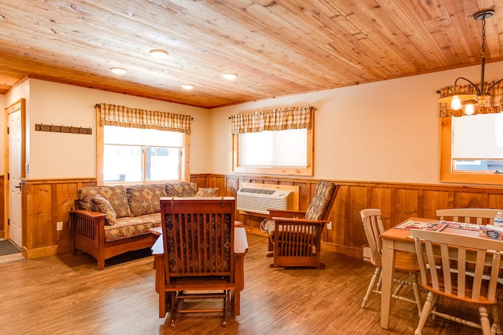Large 3br/4 Queen Beds - Lake Placid Cabin #16 - Lake Placid, NY