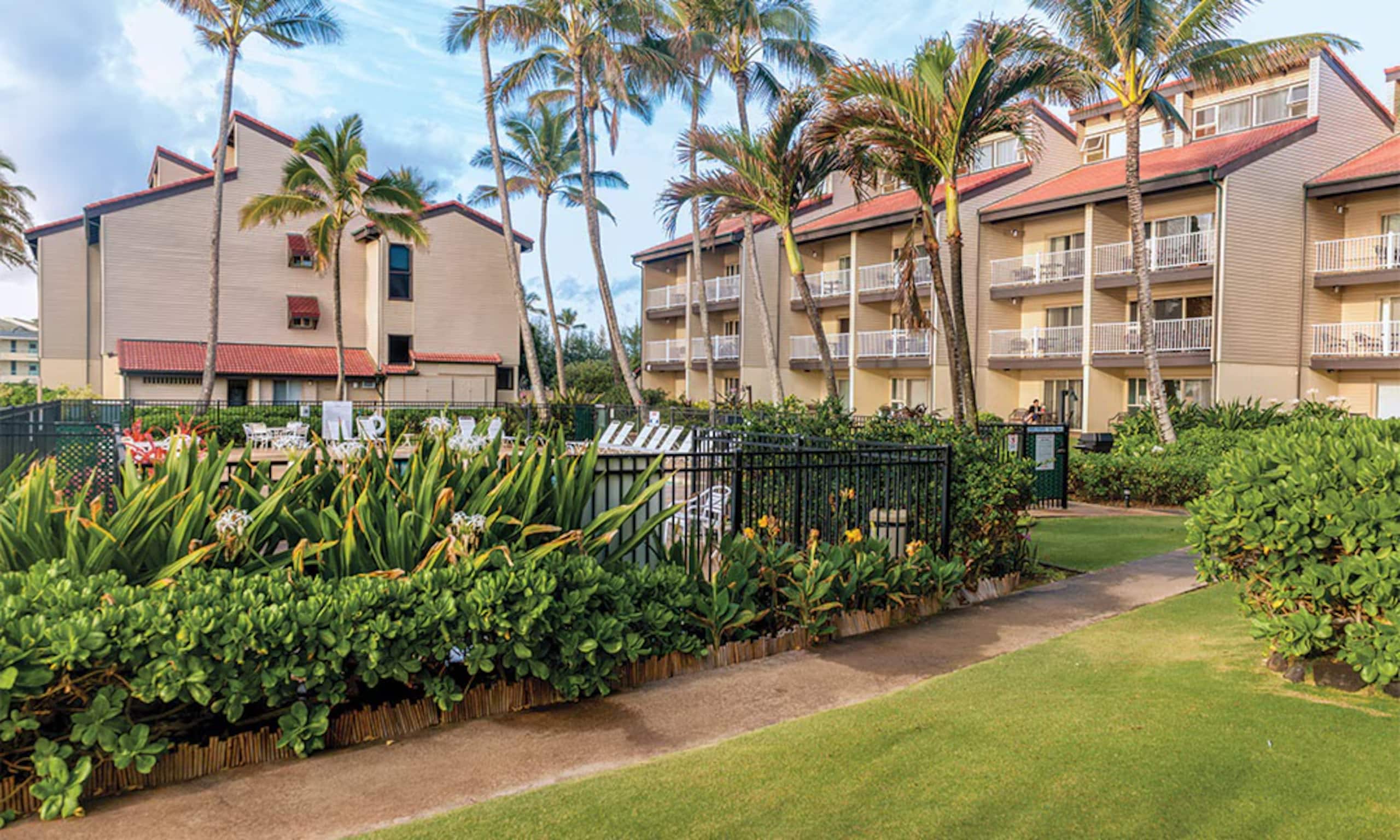 Cozy 2BR Kauai Beachfront Condo! - Photo 7