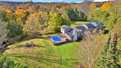 6-BR Berkshires Estate w Pool