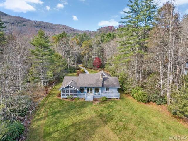 Mountain Time Vacation managed Airbnb listing 2