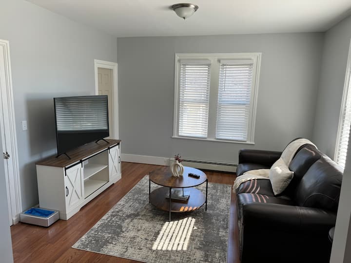 101 Ward St, Suite Of Naugatuck. - 베다니