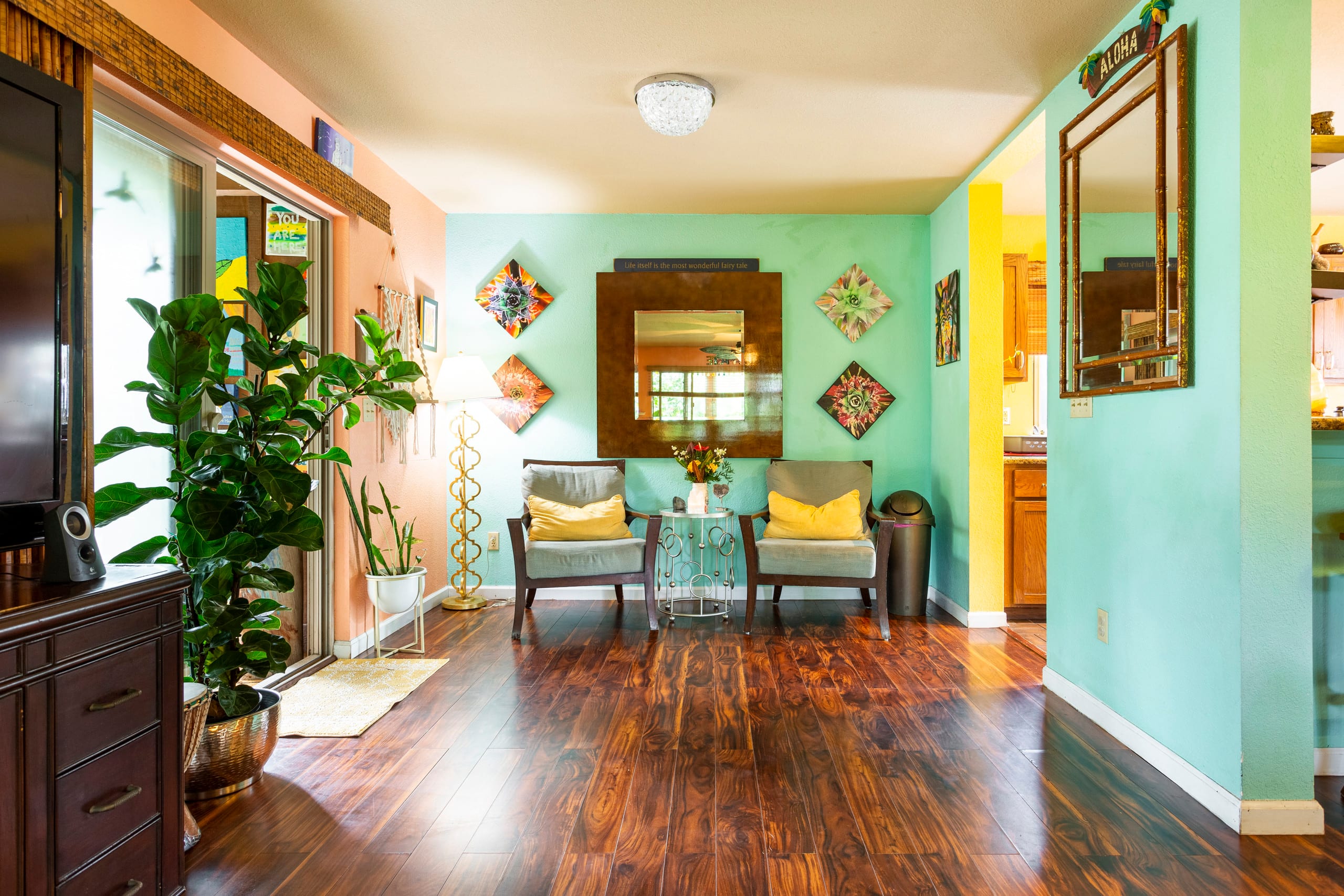 Home in Kailua-Kona · ★4.93 · 1 bedroom · 1 bed · 1.5 shared baths - Image 3