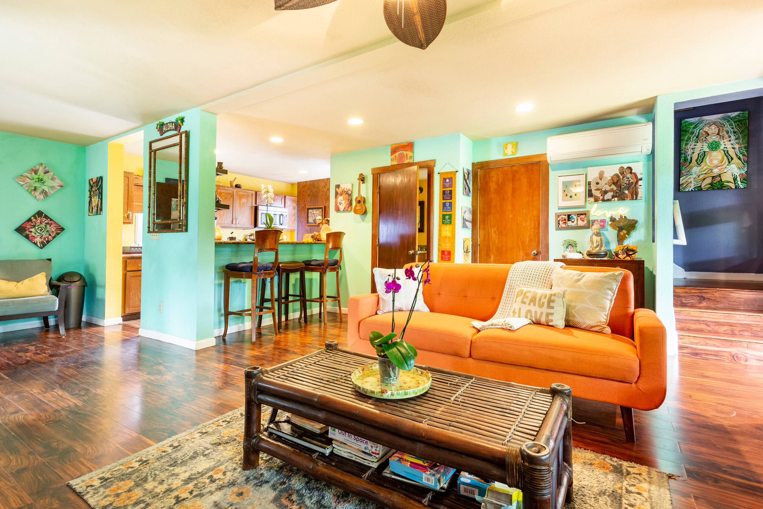 Home in Kailua-Kona · ★4.93 · 1 bedroom · 1 bed · 1.5 shared baths - Image 4