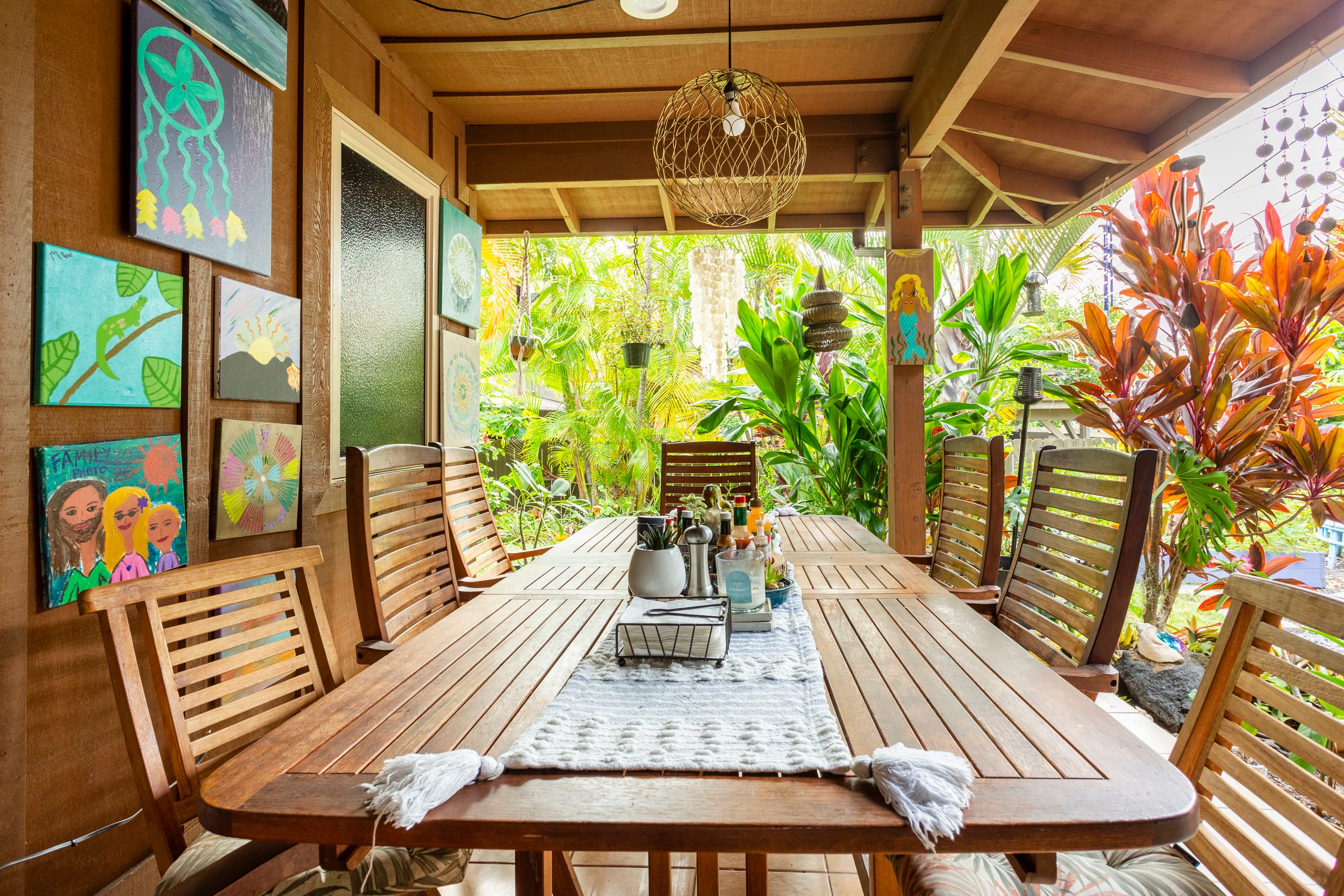 Home in Kailua-Kona · ★4.93 · 1 bedroom · 1 bed · 1.5 shared baths - Image 21