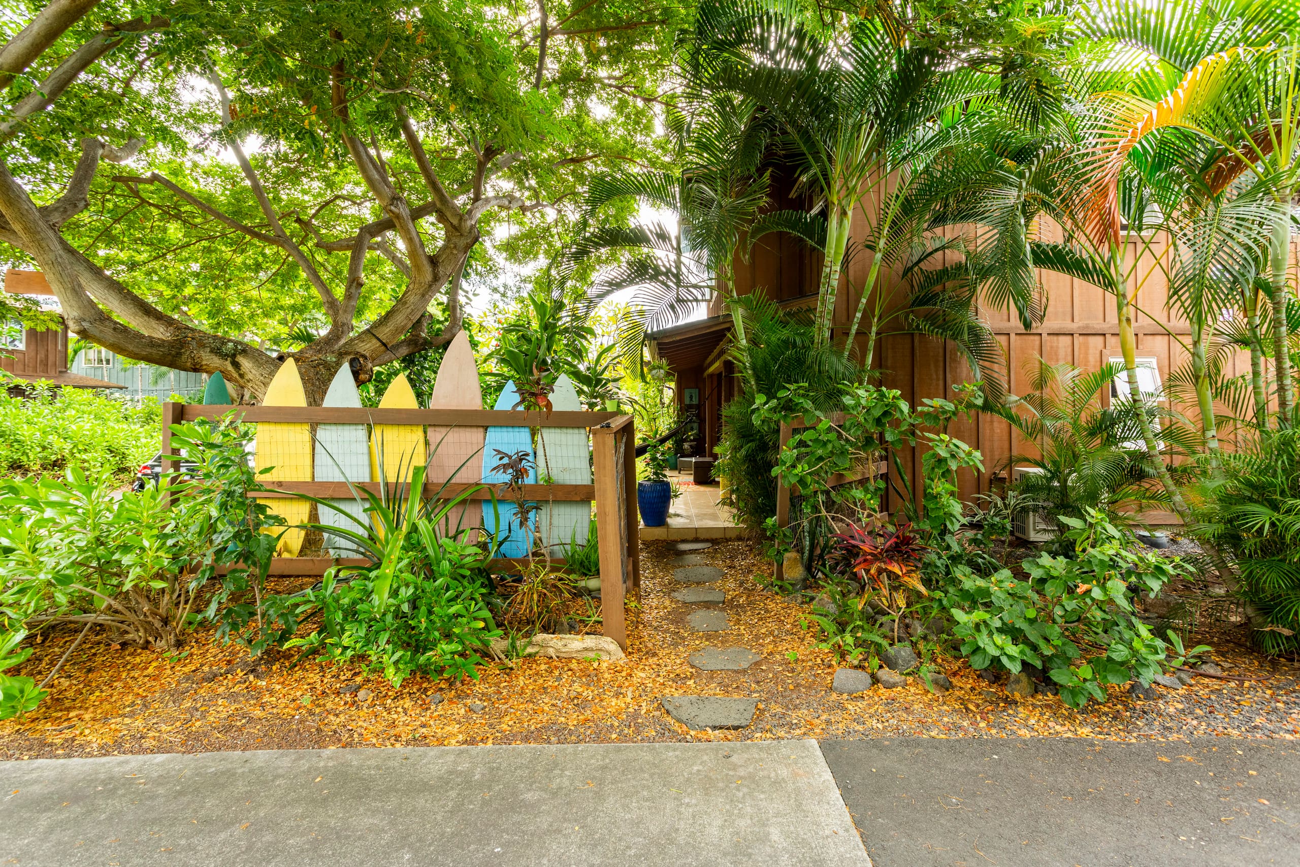 Home in Kailua-Kona · ★4.93 · 1 bedroom · 1 bed · 1.5 shared baths - Image 25