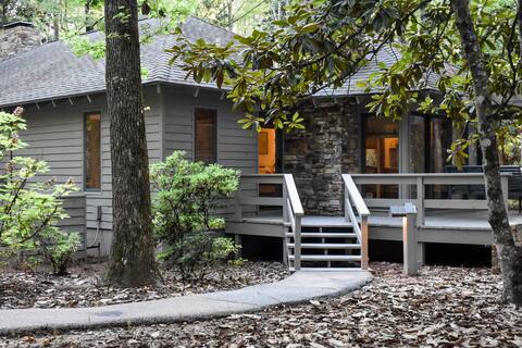 Entire Villa at Pine Mountain