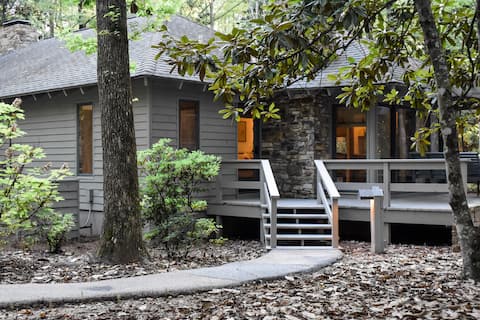 Entire Villa at Pine Mountain