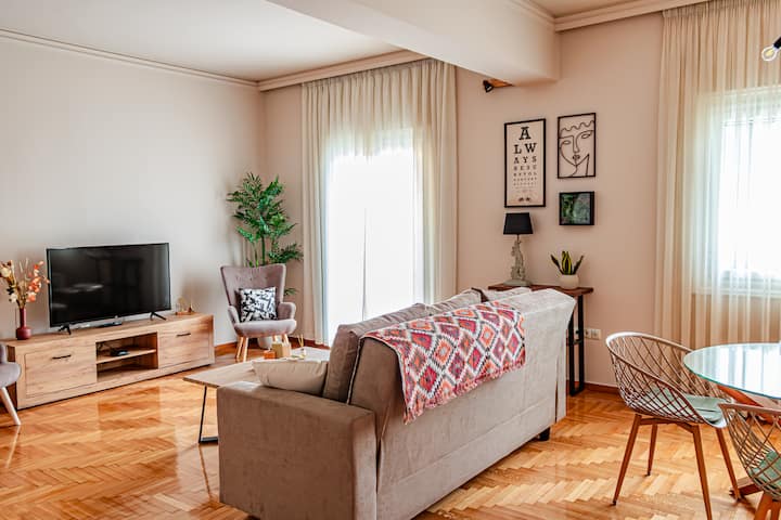 2 Bedroom Penthouse Athens City Center - Athens