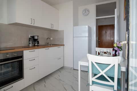 Top performing Airbnb: Apartment Seashell in Grad Omiš