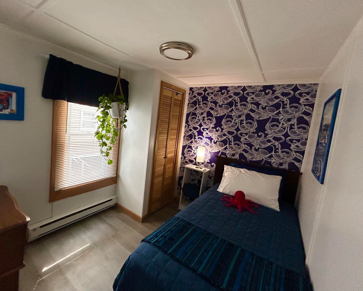 საძინებელი 1