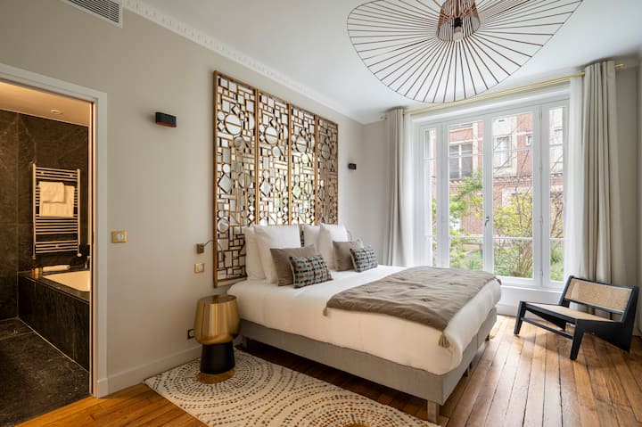 Chumba cha kulala cha kiwango cha juu kilicho na bafu