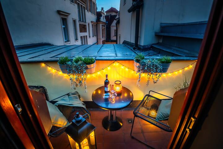 4BR+2.5Bath Harry Potter Old TOWN + GREAT patio gallery image 5