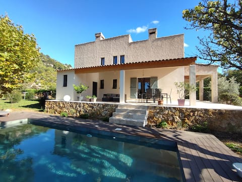 Beautiful villa near Aix-en-Provence