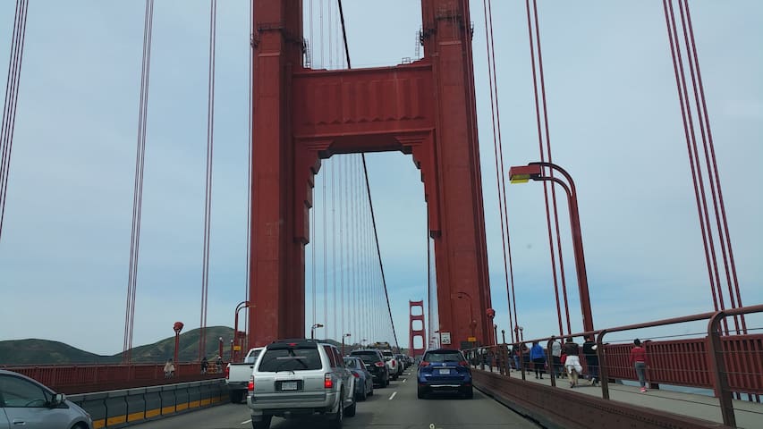 (FREE EV. Charger) Beautiful Home 4 Bd. 2 Ba. SF. gallery image 5